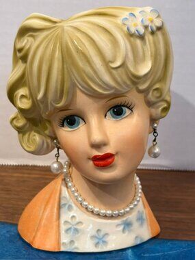 VINTAGE RELPO K2066 TEEN GIRL LADY HEAD W/ PONYTAIL PEARL NECKLACE PLANTER VASE